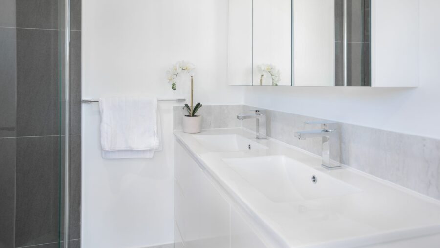 216 SAMANTHA STREET, REDBANK, QLD 4301 (7)