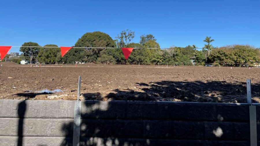 LOT 9 RIVERINA NERANG-1